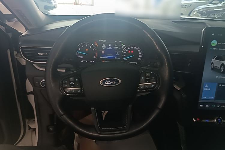 Used Ford Explorer 2020 EcoBoost 285 Rear-Drive Trend Edition 6 Seats Steering Wheel
