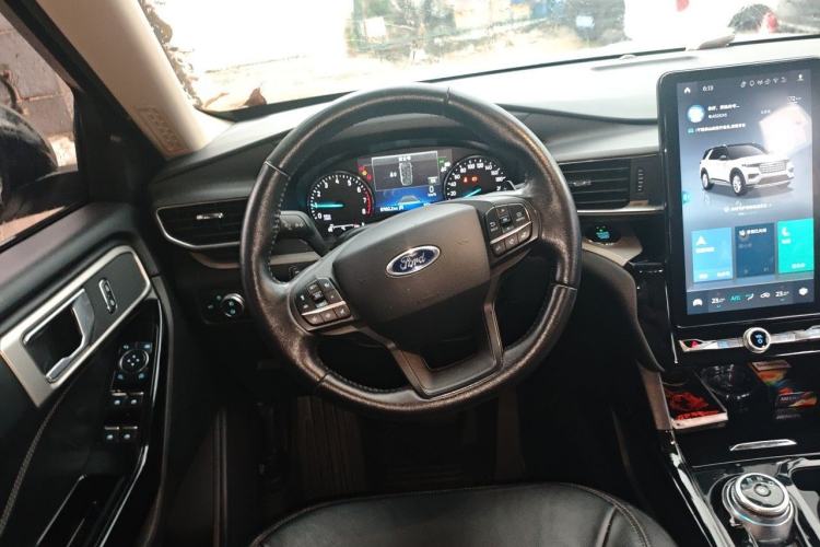 Used Ford Explorer 2020 EcoBoost 285 Rear-Drive Trend Edition 6 Seats Steering Wheel