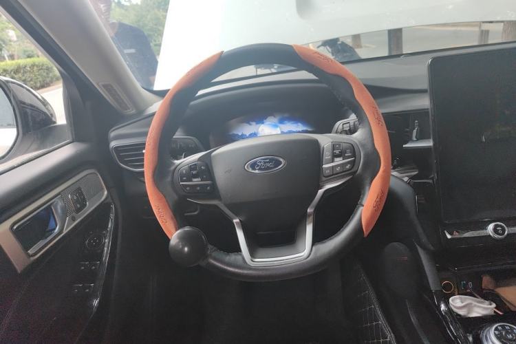Used Ford Explorer 2020 EcoBoost 285 4x4 Titanium Edition 7-Seater Steering Wheel
