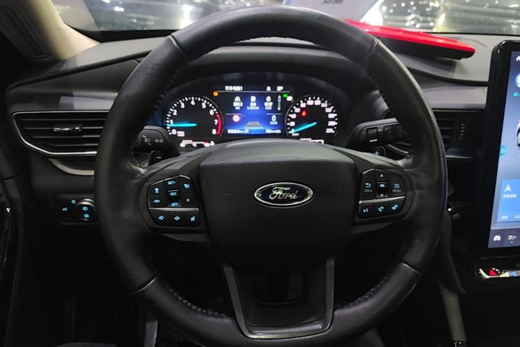 Used Ford Explorer 2020 EcoBoost 285 Rear-Drive Trend Edition 6 Seats Steering Wheel