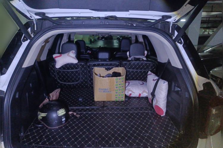 Used Ford Explorer 2020 EcoBoost 285 4x4 Trend Edition 7-Seater Trunk