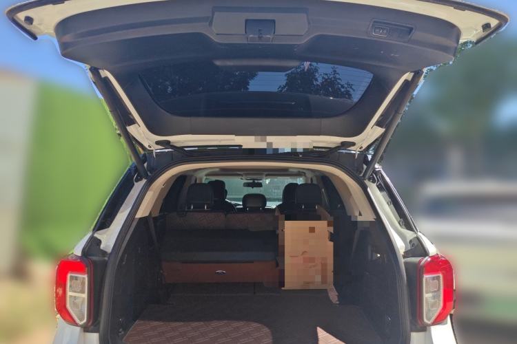 Used Ford Explorer 2020 EcoBoost 285 4x4 Trend Edition 7-Seater Trunk