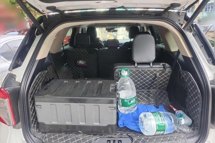 Used Ford Explorer 2020 EcoBoost 285 4x4 Trend Edition 7-Seater Trunk