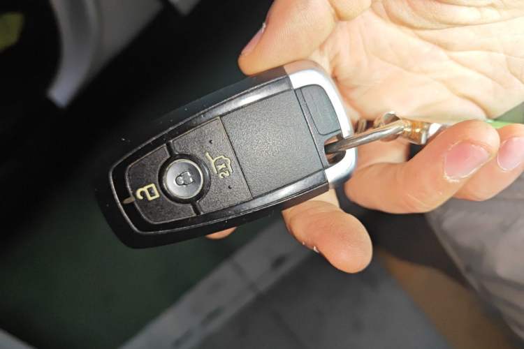 Used Ford Explorer 2020 EcoBoost 285 4x4 Sport Edition ST-LINE 6-Seater Vehicle Key