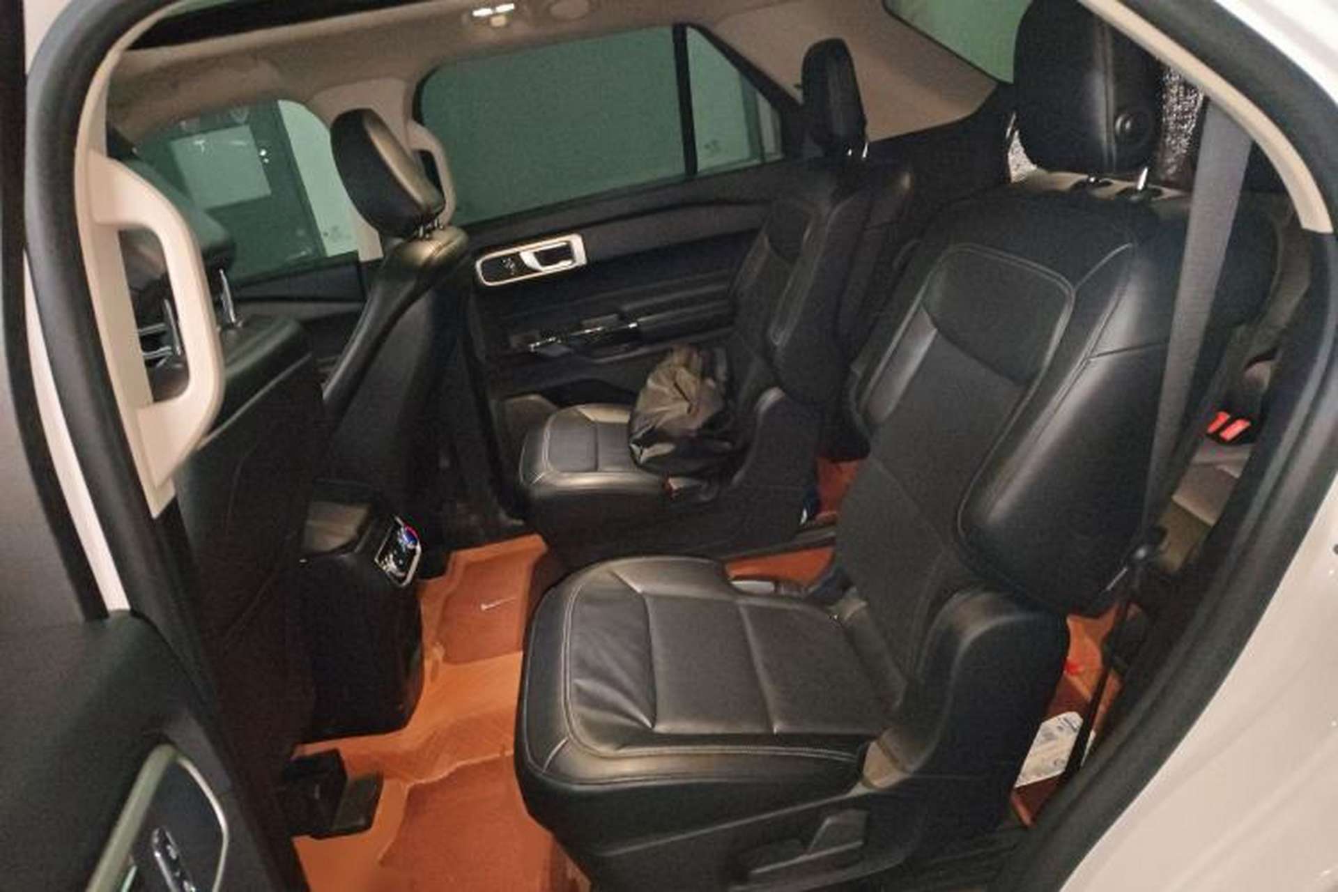 Used Ford Explorer 2022 EcoBoost 285 Four-Wheel Drive 30th Anniversary Edition 6 Seats Left Rear Seat