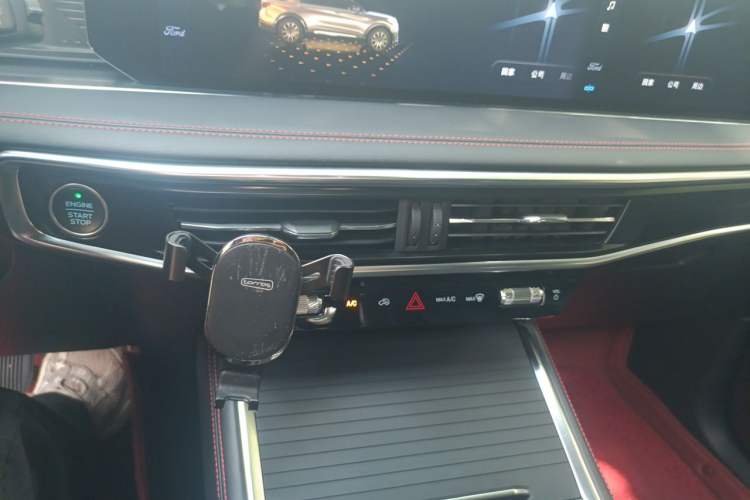 Used Ford Explorer 2023 EcoBoost 285 4x4 ST-LINE 6-Seater Audio And AC Panel