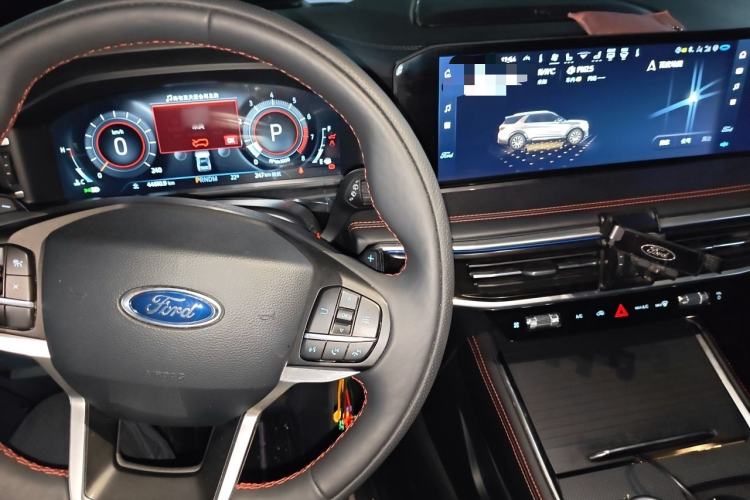 Used Ford Explorer 2023 EcoBoost 285 4x4 ST-LINE 6-Seater Center Console