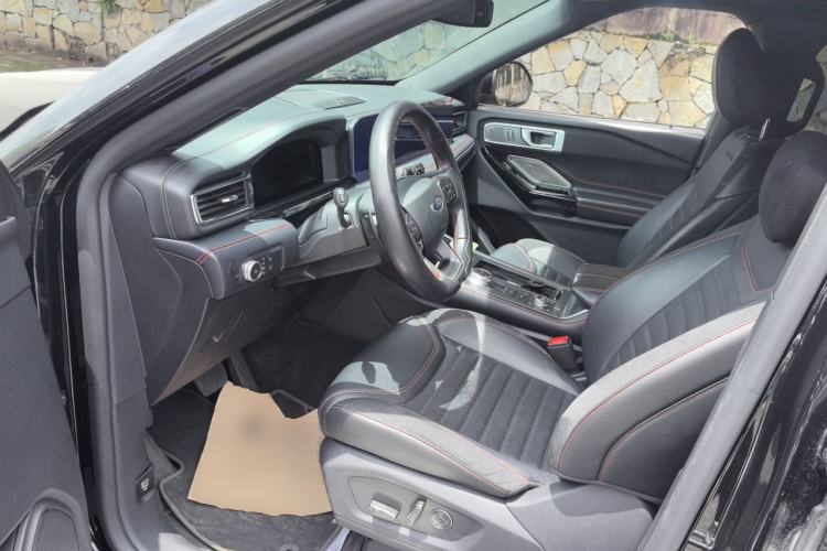 Used Ford Explorer 2023 EcoBoost 285 4x4 ST-LINE 6-Seater Driver Seat