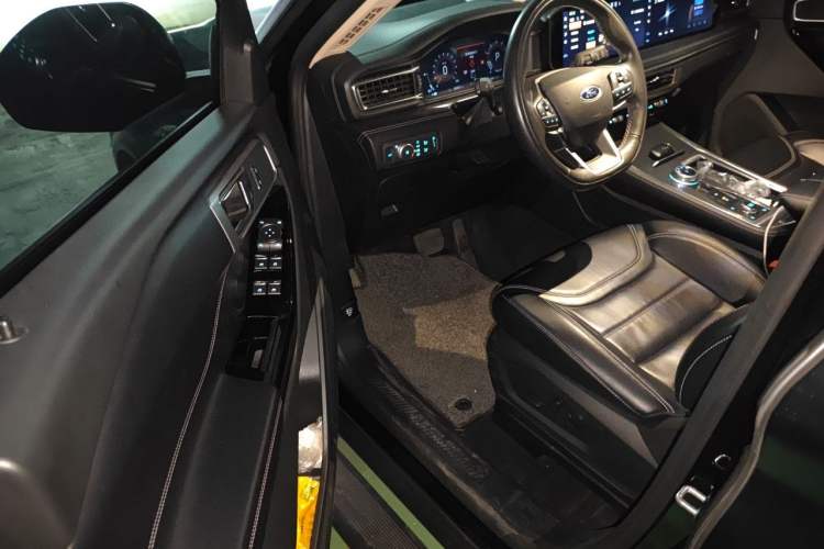 Used Ford Explorer 2023 EcoBoost 285 4x4 Trend Plus Edition 6 Seats Driver Seat