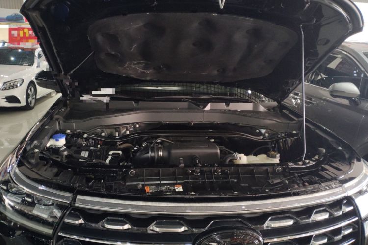 Used Ford Explorer 2023 EcoBoost 285 Four-Wheel Drive Titanium Edition 7-Seater Engine Bay