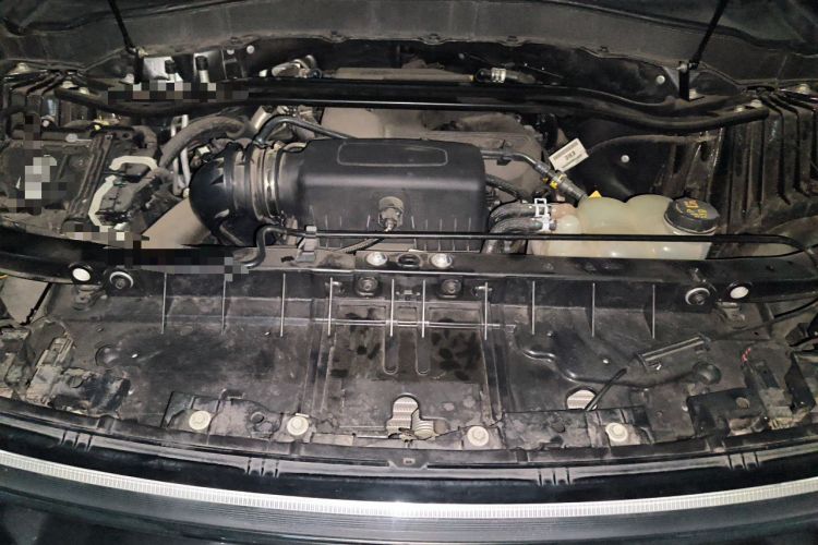Used Ford Explorer 2023 EcoBoost 285 Four-Wheel Drive Titanium Edition 7-Seater Engine Bay