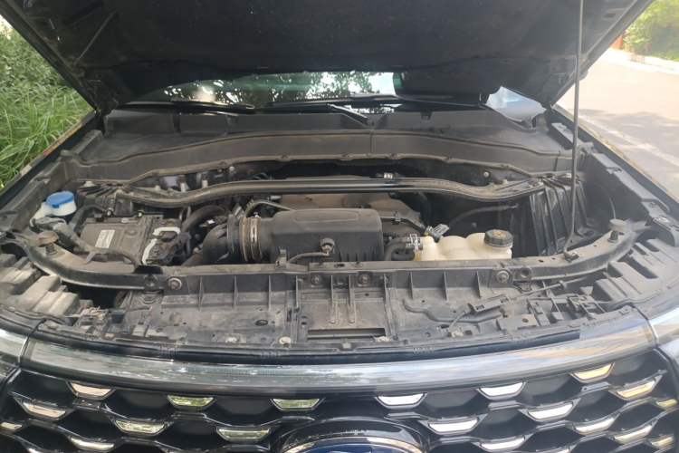 Used Ford Explorer 2023 EcoBoost 285 4x4 ST-LINE 6-Seater Engine Bay
