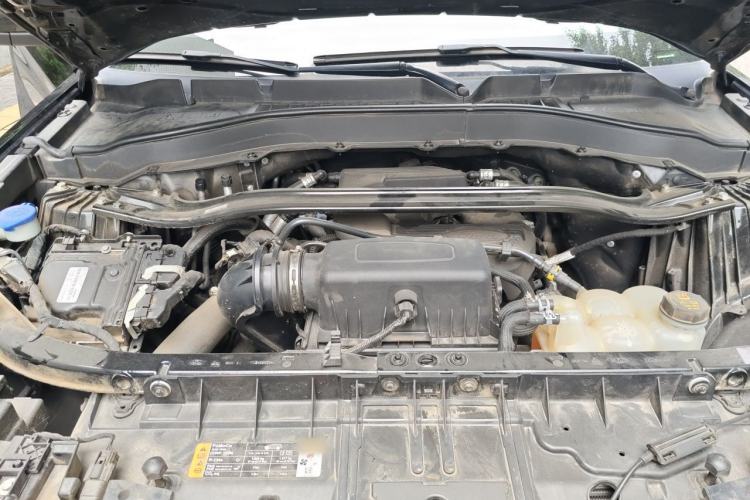 Used Ford Explorer 2023 EcoBoost 285 Four-Wheel Drive Titanium Edition 6 Seats Engine Bay