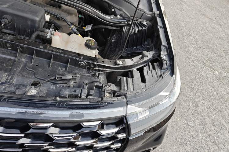 Used Ford Explorer 2023 EcoBoost 285 4x4 ST-LINE 7-Seater Engine Bay Left