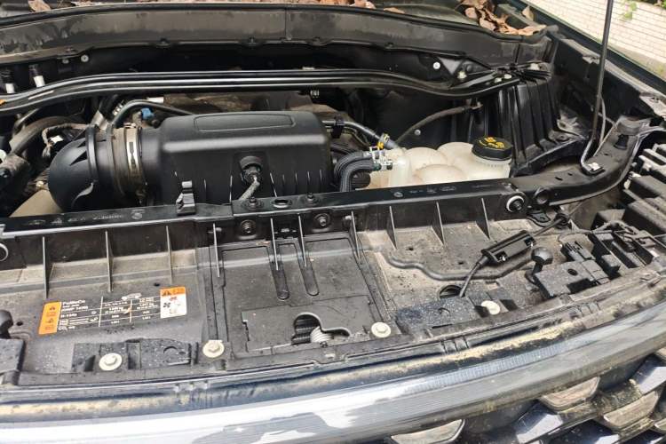 Used Ford Explorer 2023 EcoBoost 285 4x4 ST-LINE 6-Seater Engine Bay Left