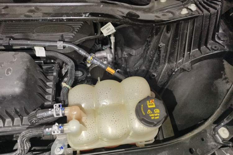 Used Ford Explorer 2023 EcoBoost 285 Four-Wheel Drive Titanium Edition 7-Seater Engine Bay Left