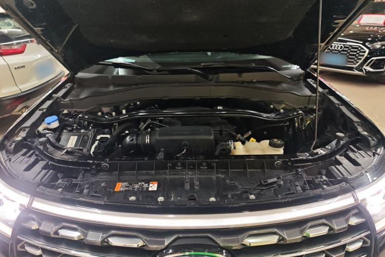 Used Ford Explorer 2023 EcoBoost 285 Four-Wheel Drive Titanium Edition 7-Seater Engine Bay