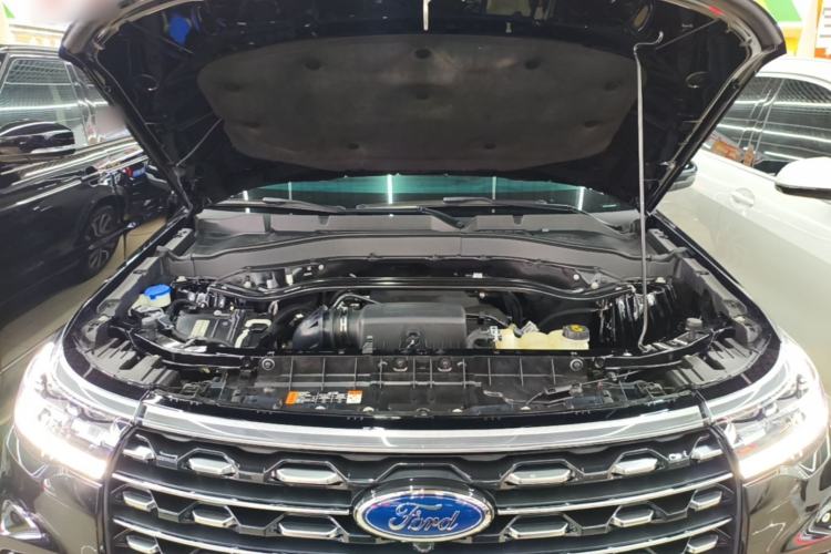 Used Ford Explorer 2023 EcoBoost 285 Four-Wheel Drive Titanium Edition 6 Seats Engine Bay