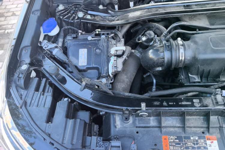 Used Ford Explorer 2023 EcoBoost 285 4x4 ST-LINE 6-Seater Engine Bay Right