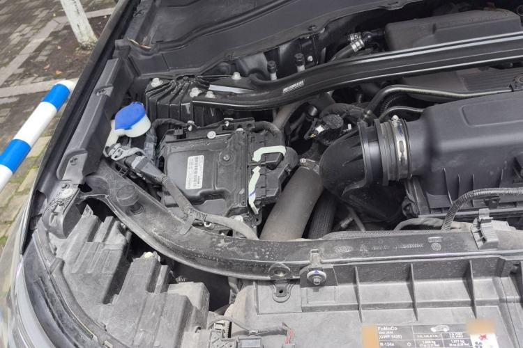 Used Ford Explorer 2023 EcoBoost 285 4x4 ST-LINE 6-Seater Engine Bay Right
