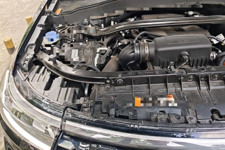Used Ford Explorer 2023 EcoBoost 285 Four-Wheel Drive Titanium Edition 7-Seater Engine Bay Right