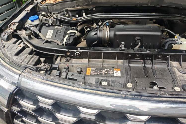 Used Ford Explorer 2023 EcoBoost 285 4x4 ST-LINE 6-Seater Engine Bay Right