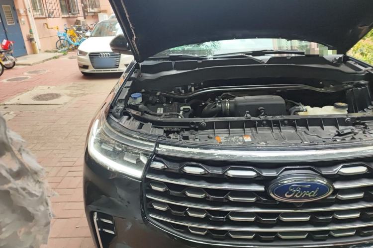 Used Ford Explorer 2023 EcoBoost 285 Four-Wheel Drive Titanium Edition 6 Seats Engine Bay Right