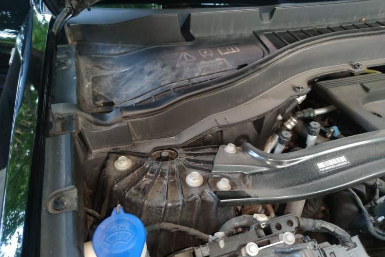 Used Ford Explorer 2023 EcoBoost 285 4x4 ST-LINE 6-Seater Engine Bay Right
