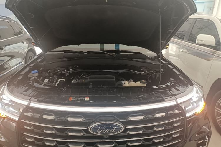 Used Ford Explorer 2023 EcoBoost 285 Four-Wheel Drive Titanium Edition 6 Seats Engine Bay