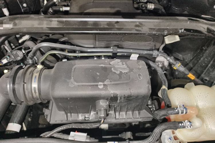 Used Ford Explorer 2023 EcoBoost 285 Four-Wheel Drive Titanium Edition 7-Seater Engine Bay