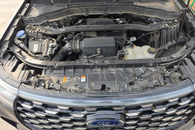 Used Ford Explorer 2023 EcoBoost 285 4x4 ST-LINE 6-Seater Engine Bay
