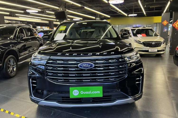 Used Ford Explorer 2023 EcoBoost 285 Four-Wheel Drive Titanium Edition 7-Seater Exterior 1