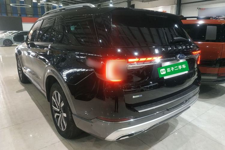 Used Ford Explorer 2023 EcoBoost 285 Four-Wheel Drive Titanium Edition 6 Seats Exterior 2