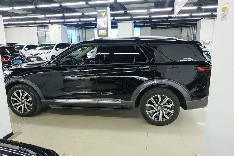 Used Ford Explorer 2023 EcoBoost 285 Four-Wheel Drive Titanium Edition 7-Seater Exterior 3