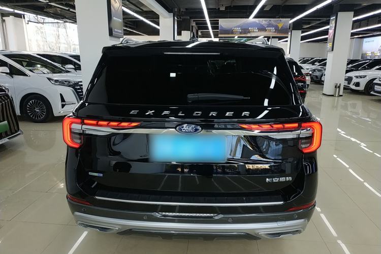 Used Ford Explorer 2023 EcoBoost 285 Four-Wheel Drive Titanium Edition 7-Seater Exterior 4