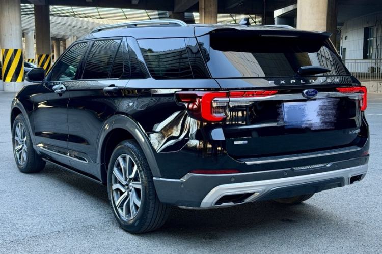 Used Ford Explorer 2023 EcoBoost 285 Four-Wheel Drive Titanium Edition 7-Seater Exterior 5
