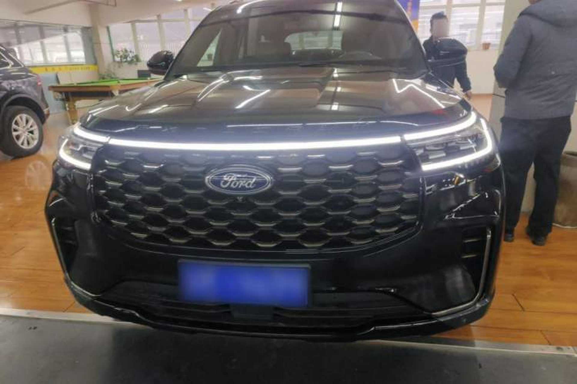 Used Ford Explorer 2023 EcoBoost 285 4x4 ST-LINE 6-Seater Exterior 5