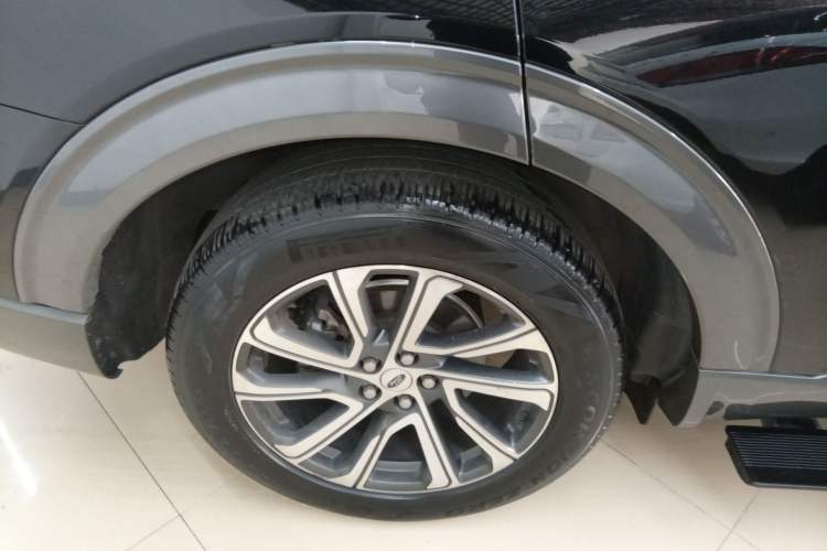 Used Ford Explorer 2023 EcoBoost 285 4x4 Trend Plus Edition 6 Seats Exterior 8