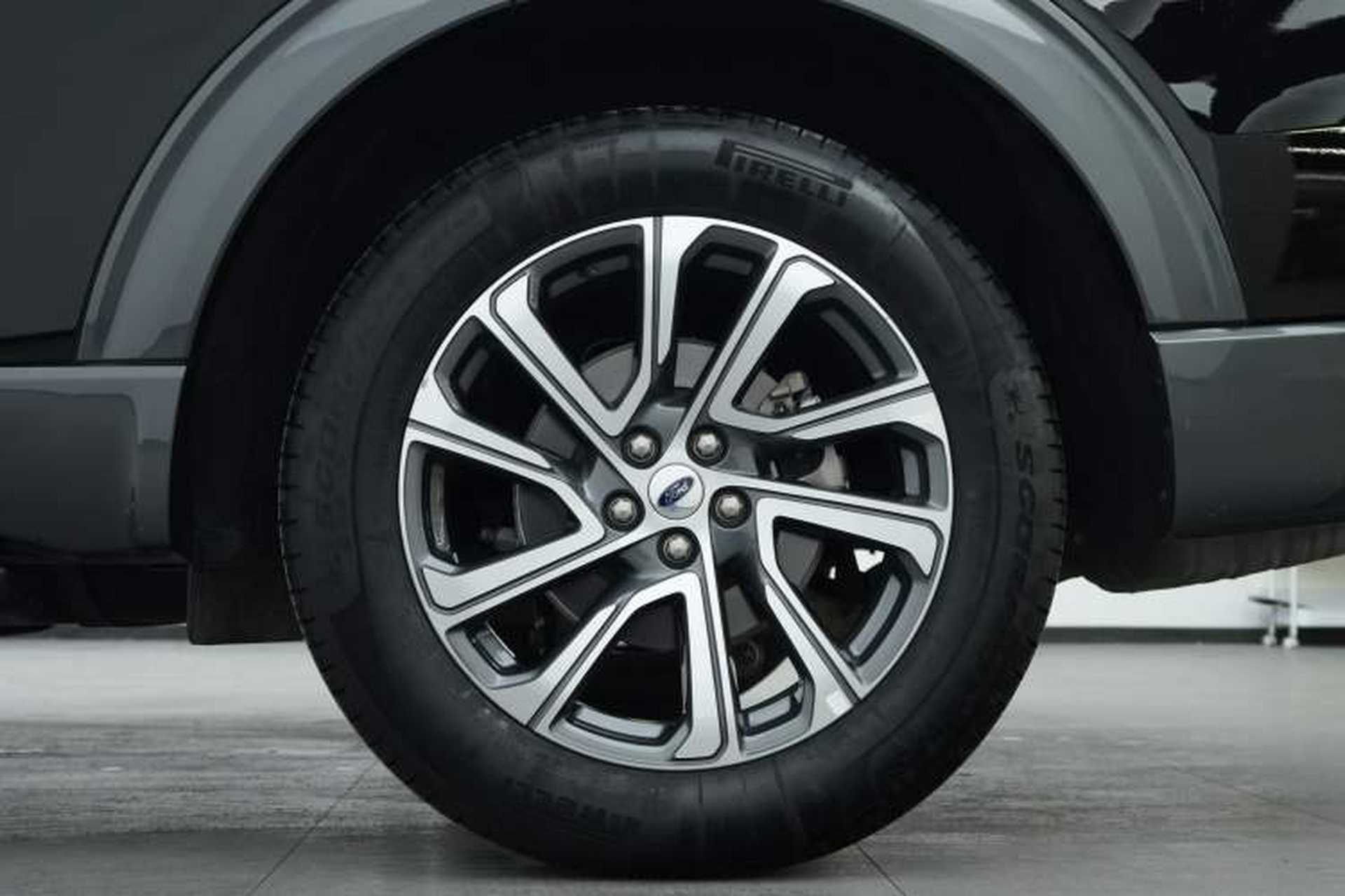 Used Ford Explorer 2023 EcoBoost 285 Four-Wheel Drive Stylish Plus Version 7 Seats Exterior 8