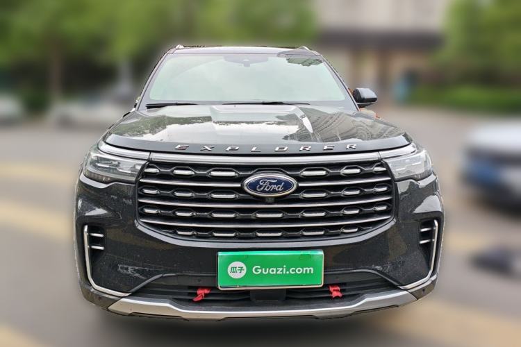 Used Ford Explorer 2023 EcoBoost 285 Four-Wheel Drive Titanium Edition 7-Seater Front