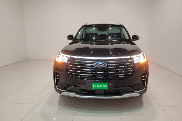 Used Ford Explorer 2023 EcoBoost 285 Four-Wheel Drive Titanium Edition 6 Seats Front