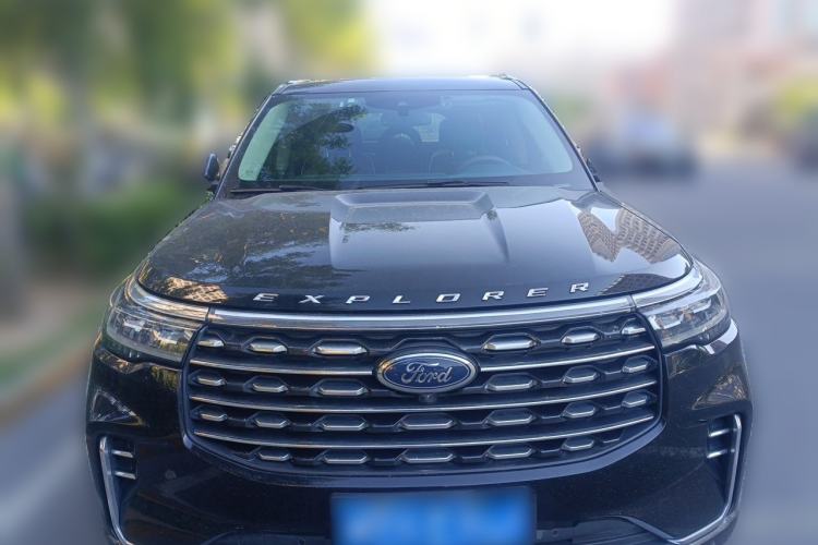 Used Ford Explorer 2023 EcoBoost 285 Four-Wheel Drive Titanium Edition 6 Seats Front