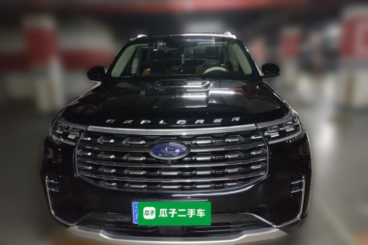 Used Ford Explorer 2023 EcoBoost 285 Four-Wheel Drive Titanium Edition 7-Seater Front