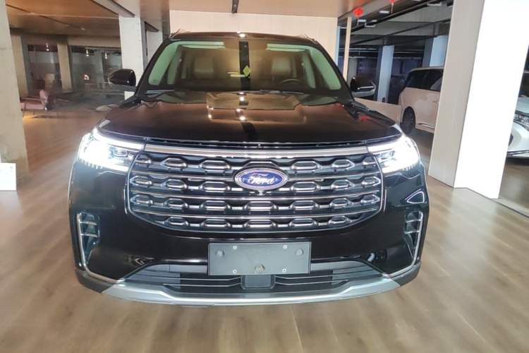 Used Ford Explorer 2023 EcoBoost 285 4x4 Trend Plus Edition 6 Seats Front