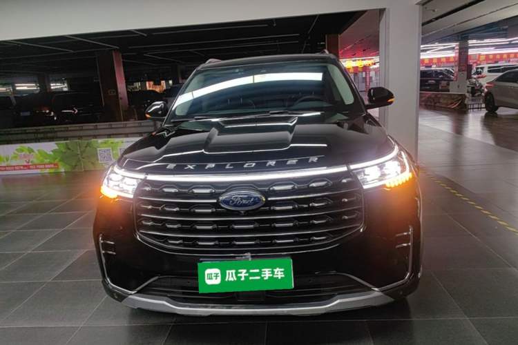 Ford Explorer 2023 — 2