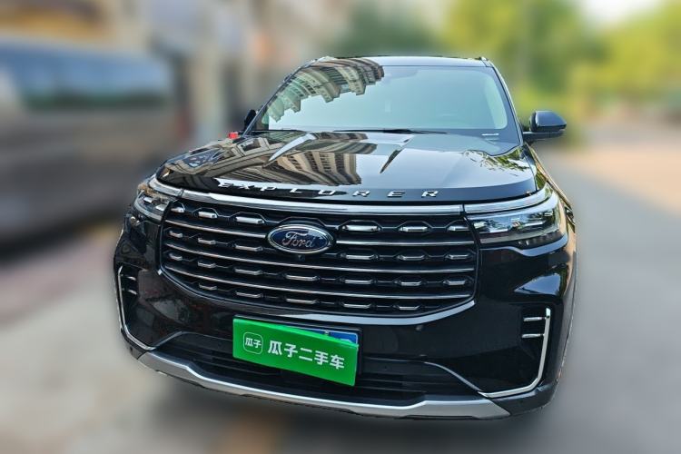 Used Ford Explorer 2023 EcoBoost 285 Four-Wheel Drive Titanium Edition 7-Seater Front