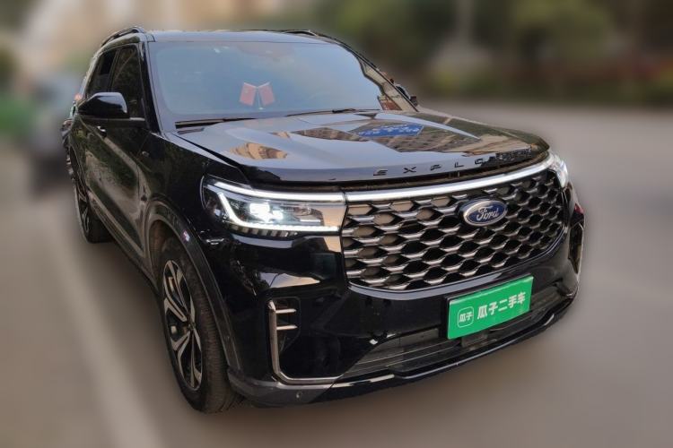 Used Ford Explorer 2023 EcoBoost 285 4x4 ST-LINE 7-Seater Front Right 45 Deg