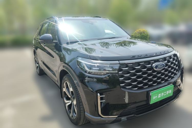Used Ford Explorer 2023 EcoBoost 285 4x4 ST-LINE 7-Seater Front Right 45 Deg