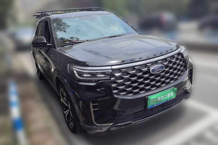 Used Ford Explorer 2023 EcoBoost 285 4x4 ST-LINE 6-Seater Front Right 45 Deg