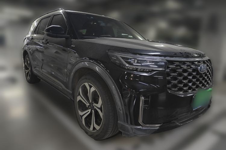Used Ford Explorer 2023 EcoBoost 285 4x4 ST-LINE 6-Seater Front Right 45 Deg